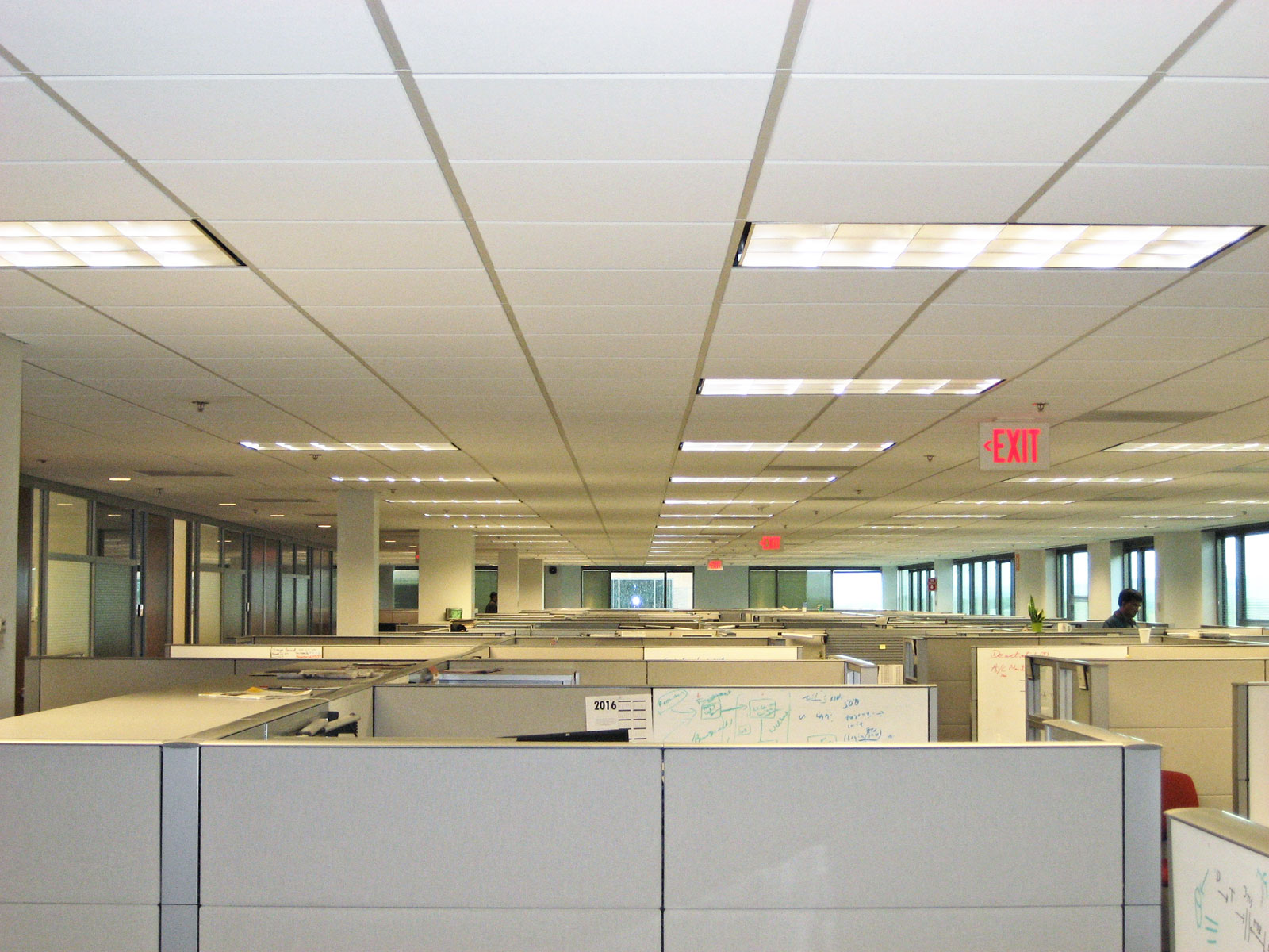 Emanuel Tschumi Grafik Design  Grubenstrasse 37  8045 Zürich  T: 043 333 1884  e.tschumi@gmx.net